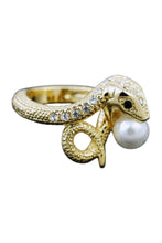 Load image into Gallery viewer, Studded Snake Metal Ring