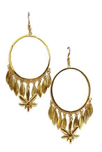 Load image into Gallery viewer, LEAF DANGLE EARRING
