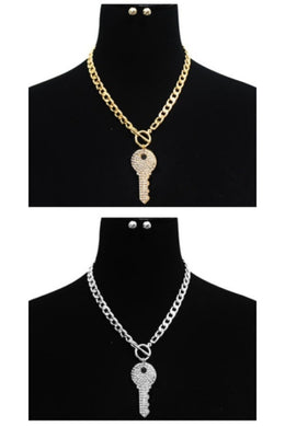 NECKLACE SET KEY CRYSTAL TOGGLE