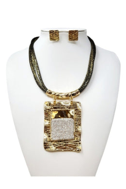 RECTANGLE WITH RHINESTONE PENDANT NECKLACE SET