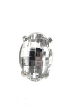 Load image into Gallery viewer, Oval crystal  ring.