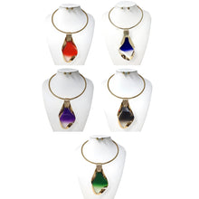 Load image into Gallery viewer, Stone With Metal Round Pendant Necklace Set